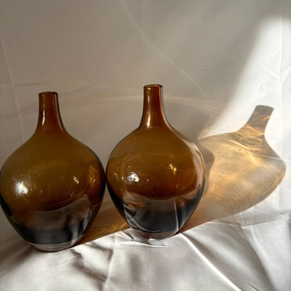 Vintage brown topaz blown glass vase home decor accent minimalist centerpiece - Picture 2 of 2
